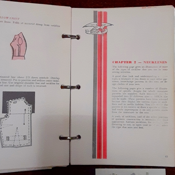 The American Way Vintage Sewing Book/Binder - Picture 8 of 9